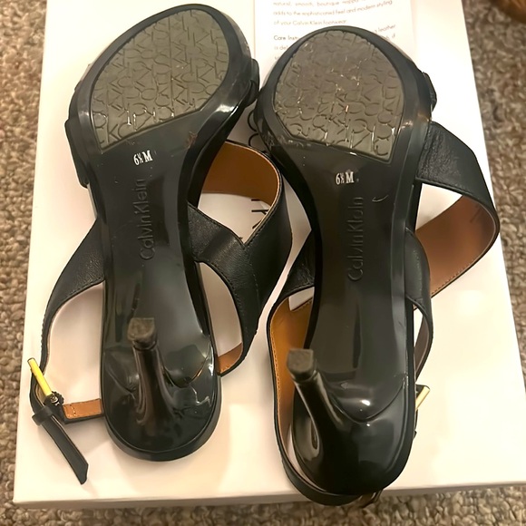 Calvin Klein black open toe dress heels - Picture 4 of 4